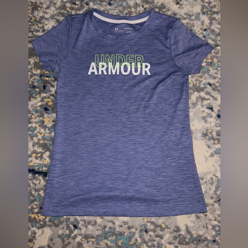 Size XS Under Armour T Shirt Women’s